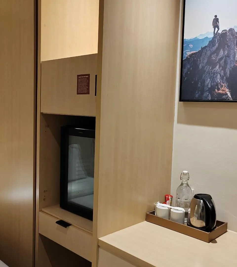 Hotel Damai كوالالمبور 2*,